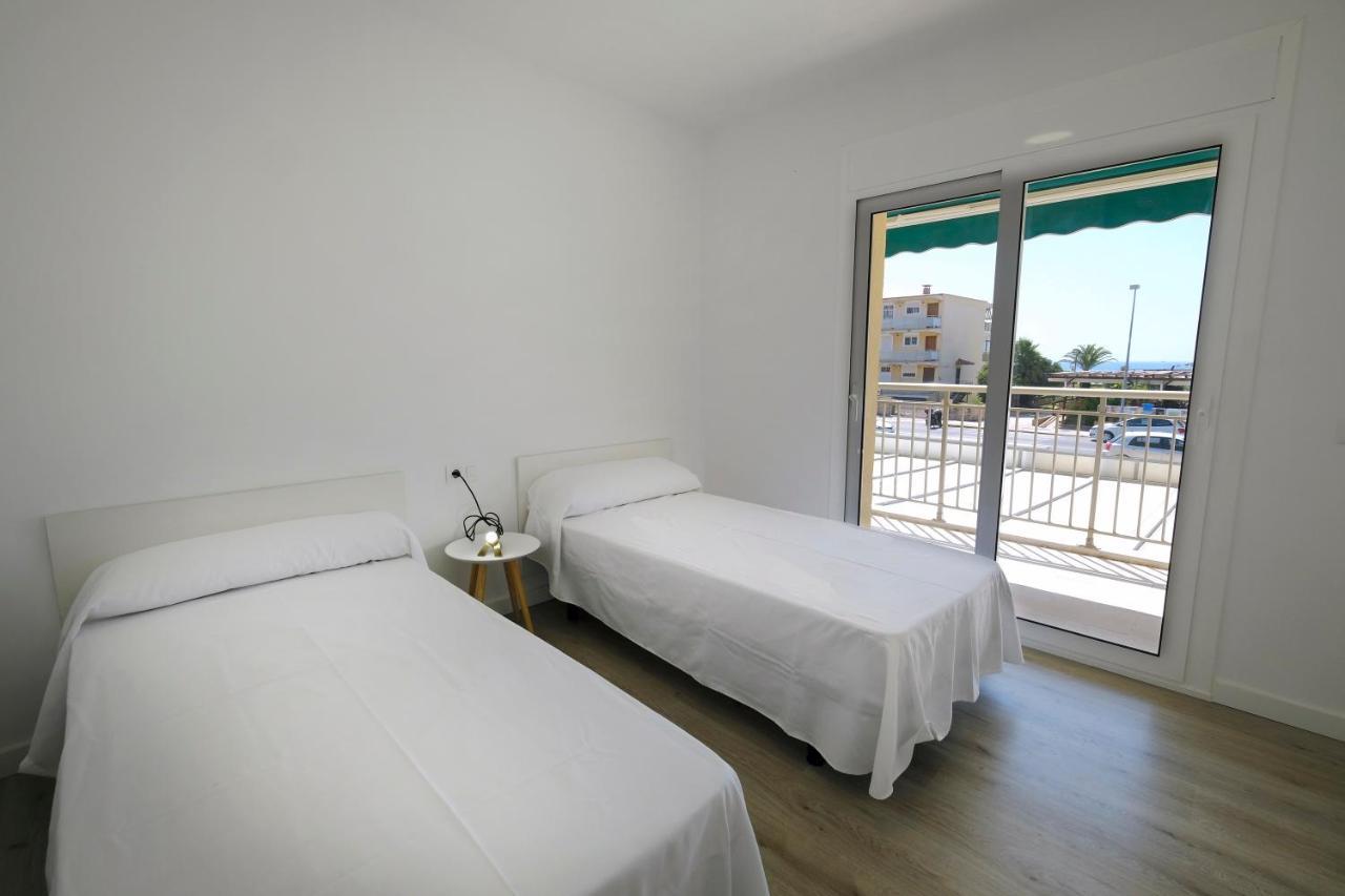 Apartaments Alex Cambrils Exterior photo